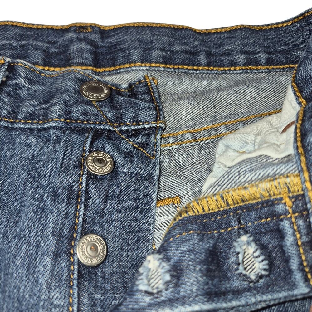 Levis Classic 501 Button Fly Men's Straight Leg Denim Jeans 100% Cotton 29 x 32 - Picture 5 of 7